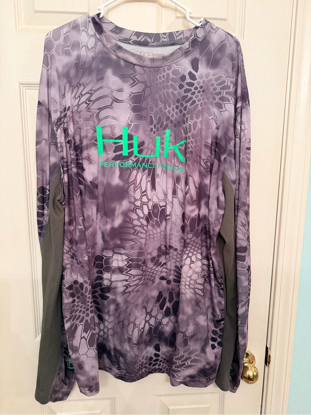 Huk Long-Sleeve  Performance Tee with Green Logo